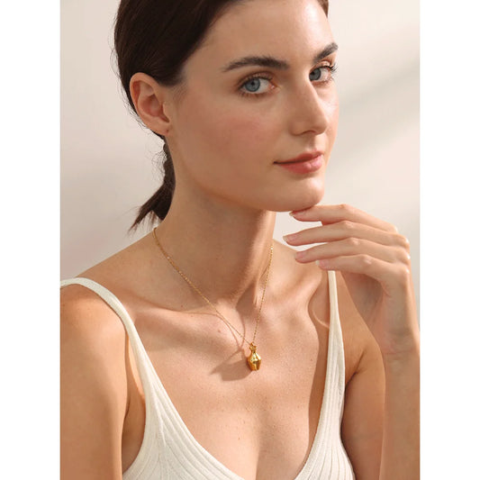 Stainless Steel Vase Charm Pendant Necklace – Waterproof Minimalist Fashion Jewelry for Women