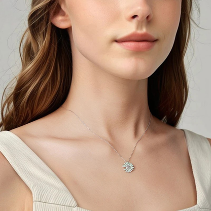 925 Sterling Silver Daisy Pendant Necklace – Green Flower Charm