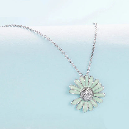 925 Sterling Silver Daisy Pendant Necklace – Green Flower Charm